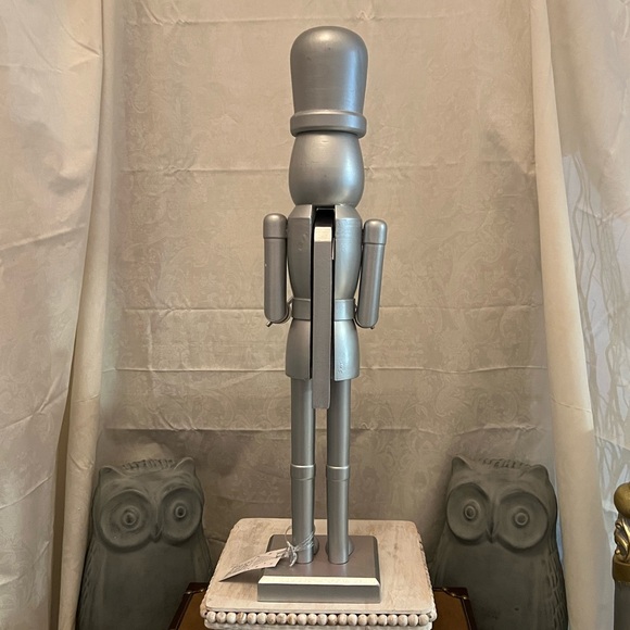 34th & Pine Christmas Nutcracker Decor - Picture 5 of 6